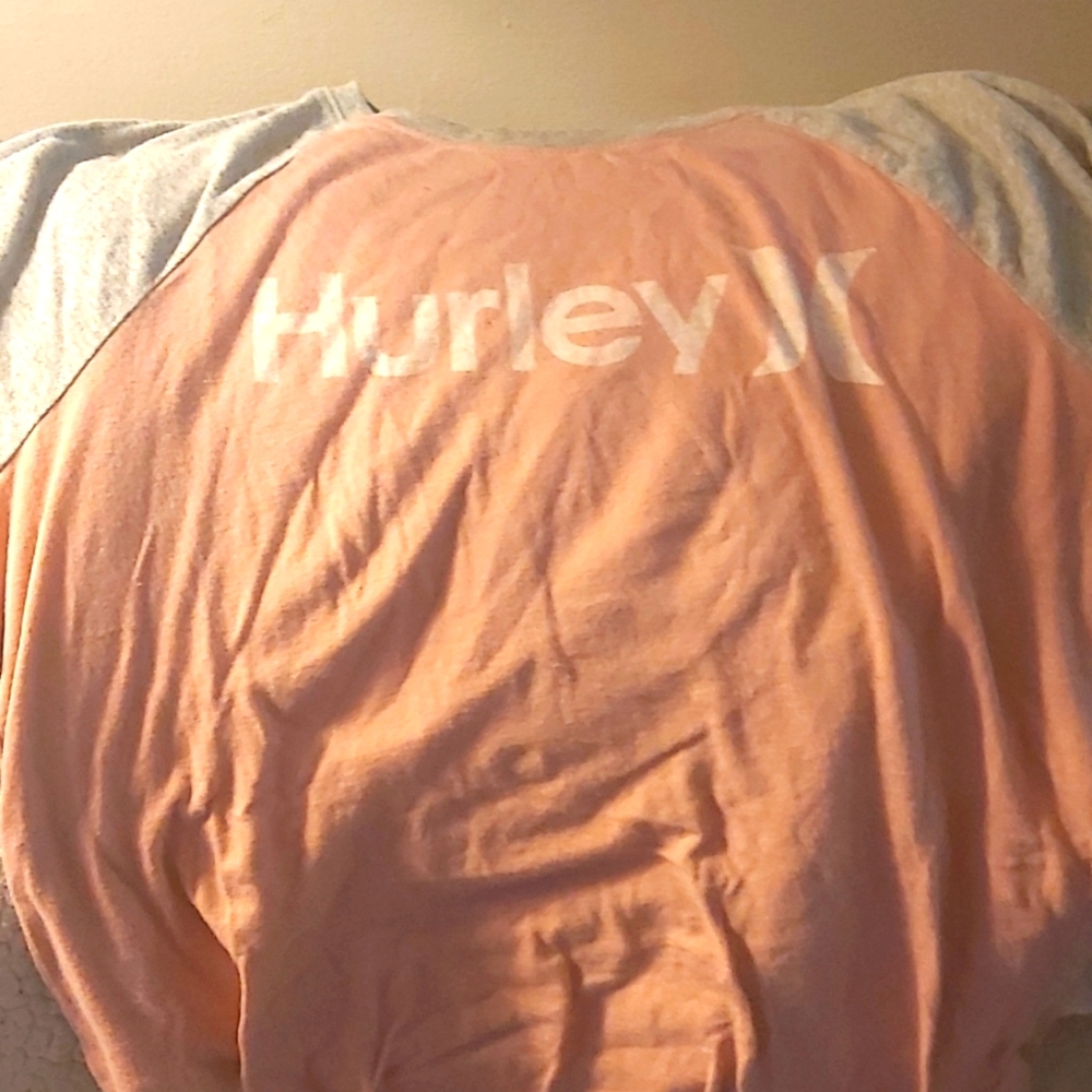 Woman's hurley long sleeved top